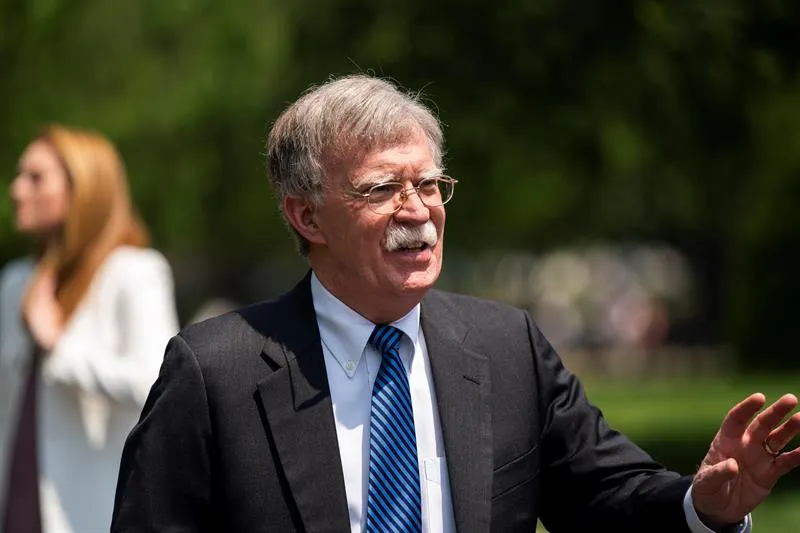 John Bolton a militares venezolanos: No deben ser títeres del régimen cubano