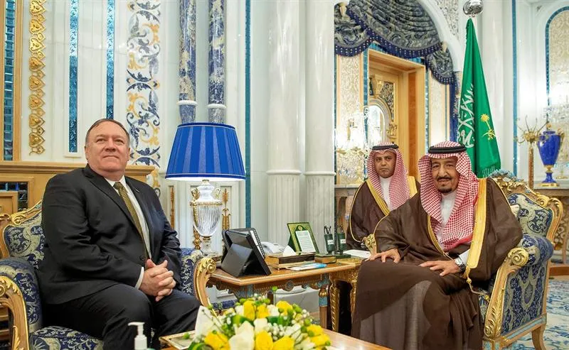 Irán advierte a EE.UU. que podría derribar más aviones teledirigidos cuando Pompeo llegue al Golfo Pérsico