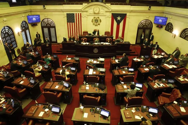 Cámara baja de Puerto Rico suspende designación de Pierluisi como gobernador