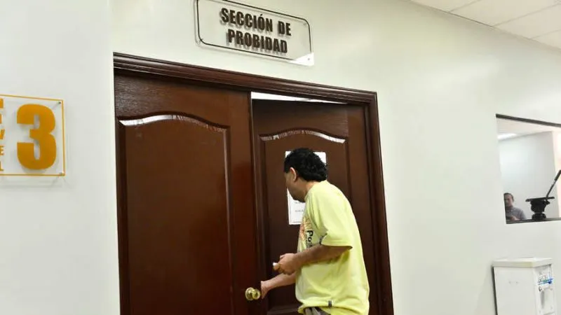 Casi 9 mil exfuncionarios salvadoreños no declararon sus bienes
