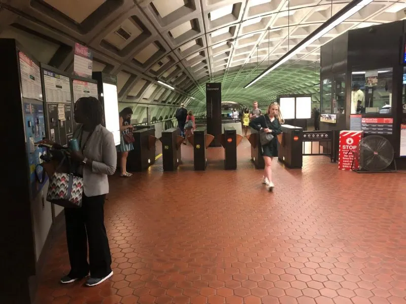 Sistema de refrigeración de las estaciones de Farragut North y Dupont Circle en funcionamiento