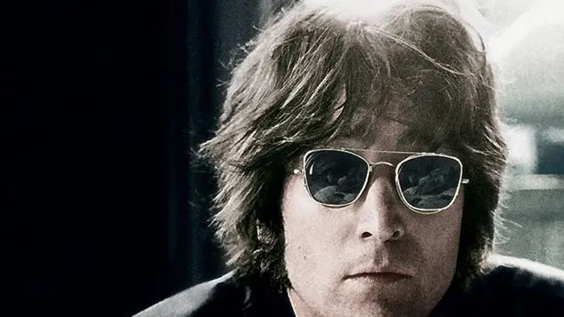 John Lennon y su pasado oculto con drogas, depresión y ataques de ira