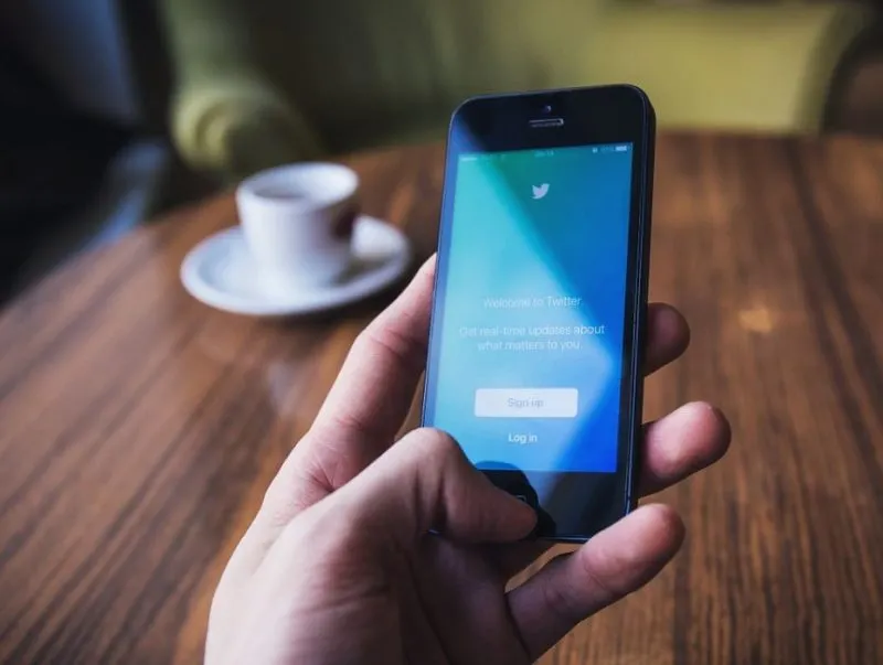 Twitter restringirá la publicidad política