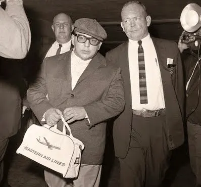 Venezuela: La maleta que olvidó al escapar Marcos Pérez Jiménez