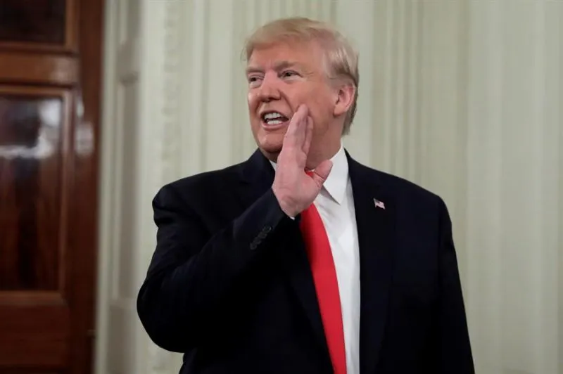Trump podría vetar legislación que protege los derechos humanos en Hong Kong