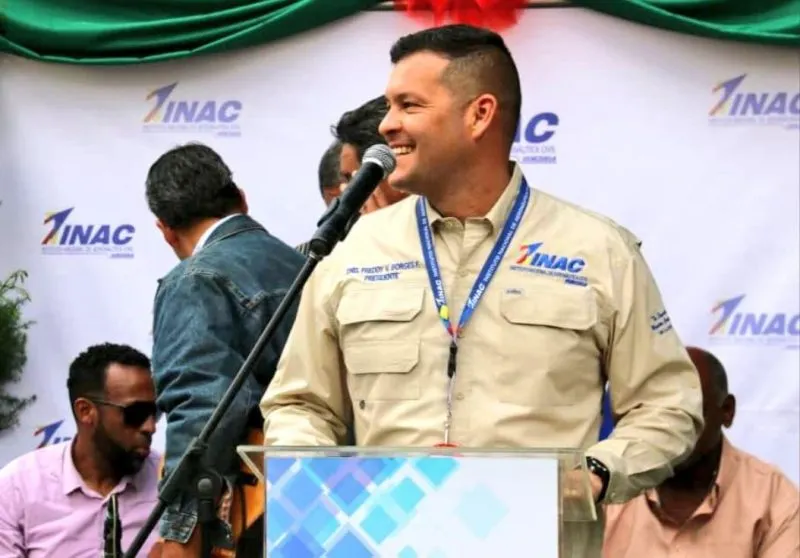 INAC otorgó permiso de tráfico aéreo a helipuerto en Hotel Maremares sin estar concluido