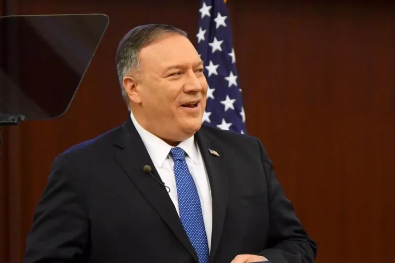 Pompeo asegura que EEUU planea firmar acuerdo de paz con talibanes