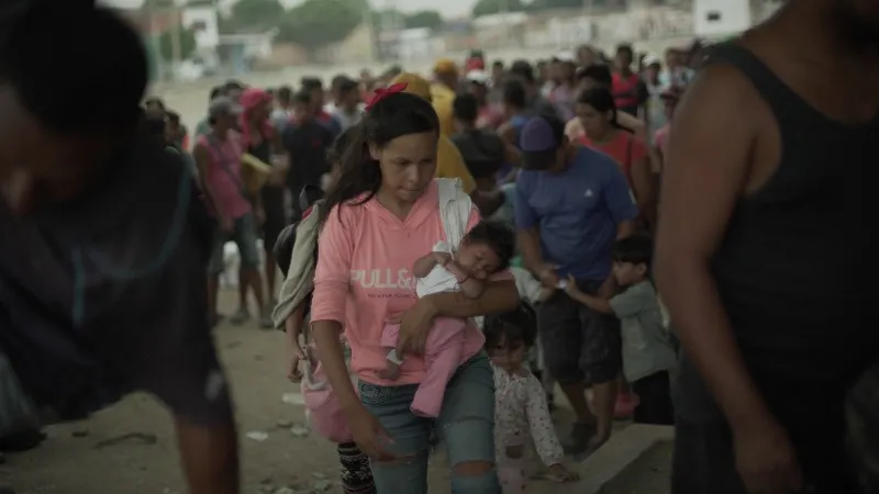Alcalde de Cali pide vuelo humanitario para repatriar a venezolanos