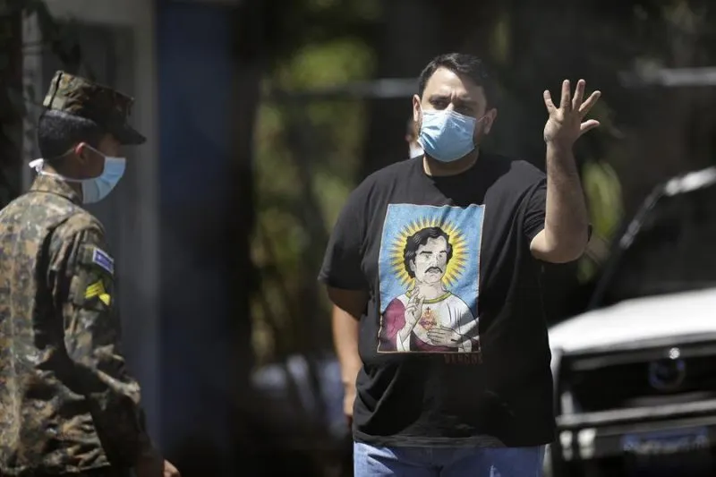 Regresan estudiantes salvadoreños que se encontraban en Nicaragua