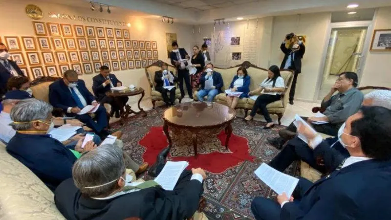 Asamblea de El Salvador acuerda $ 2 mil millones para enfrentar COVID-19
