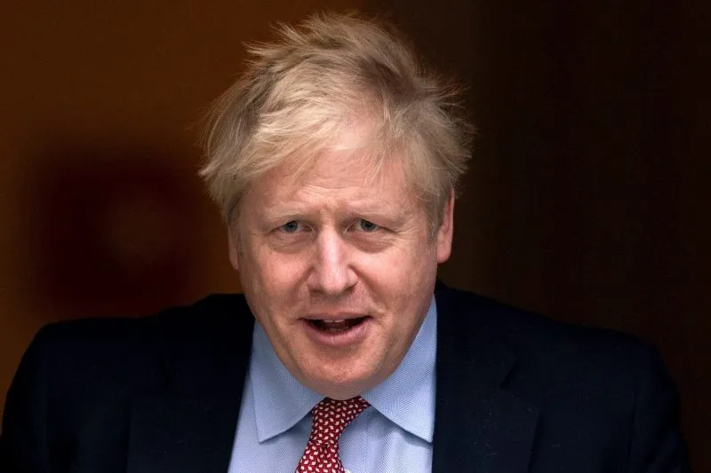 El primer ministro Boris Johnson dio positivo por coronavirus