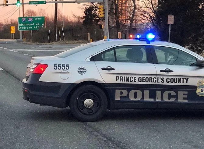 Policía de Prince George's busca a sospechoso de asesinato en Chillum