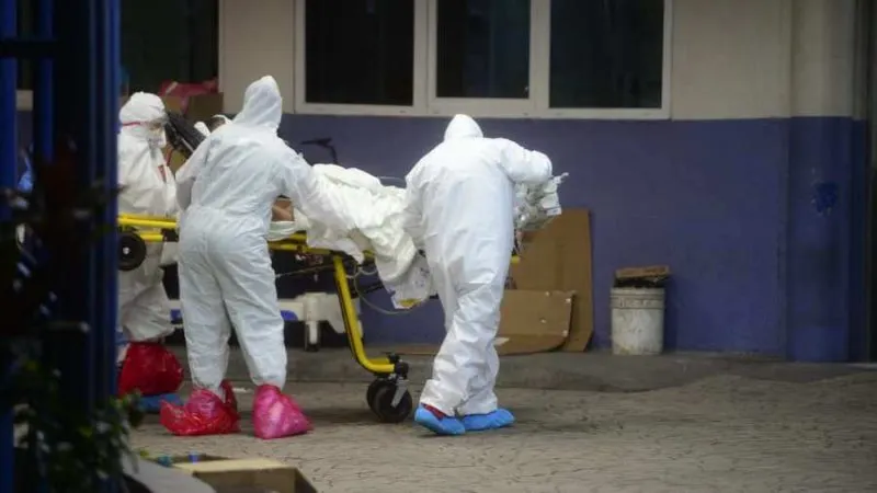 Autoridades elevan a 261 los casos de COVID-19 en El Salvador