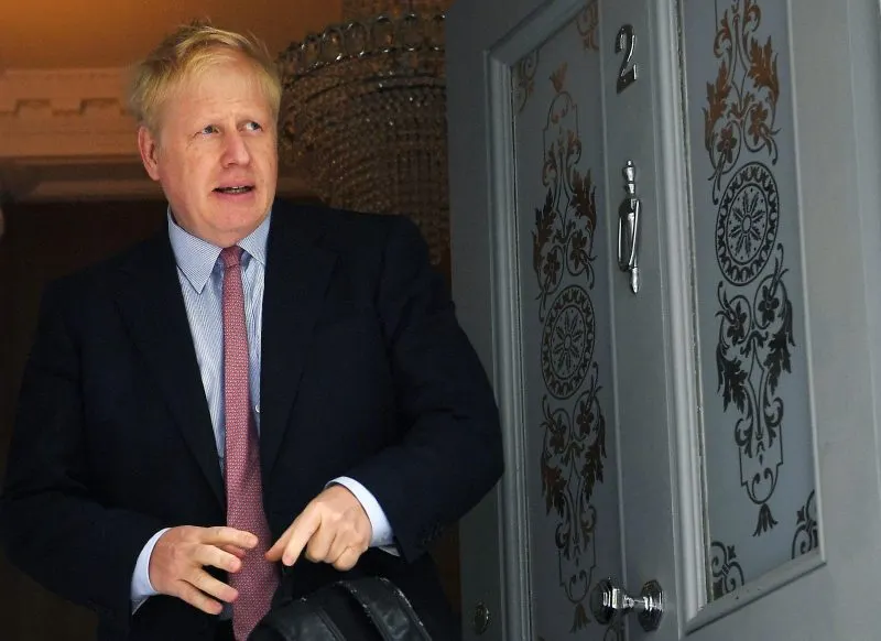 Boris Johnson prolongará su cuarentena tras una semana de dar positivo por coronavirus