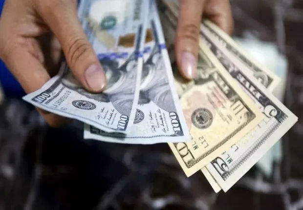 Billetes en California