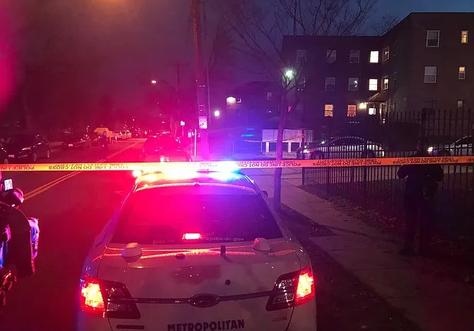 Niña resultó gravemente herida en DC al recibir un disparo accidental