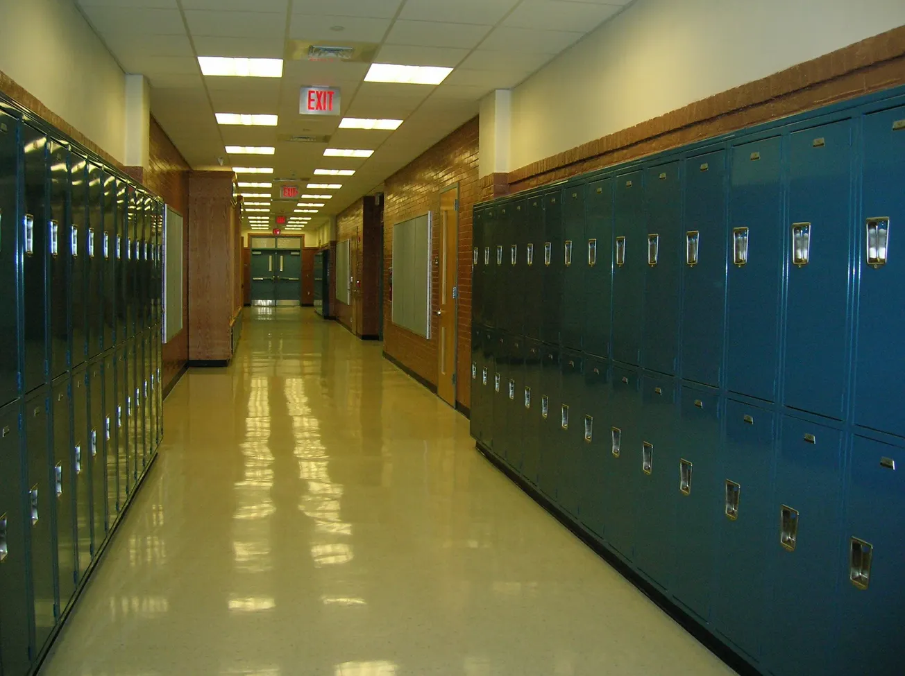 Junta Escolar de Fairfax considerará cambiar el sistema de admisión en la secundaria Thomas Jefferson