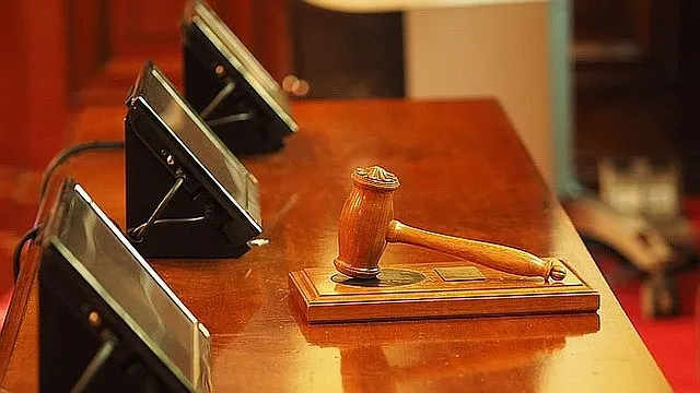 Avanza demanda contra el alguacil de Frederick por presunto perfilado racial