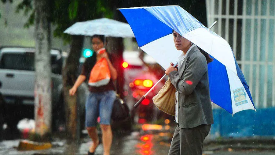 Onda tropical provocará tormentas en El Salvador