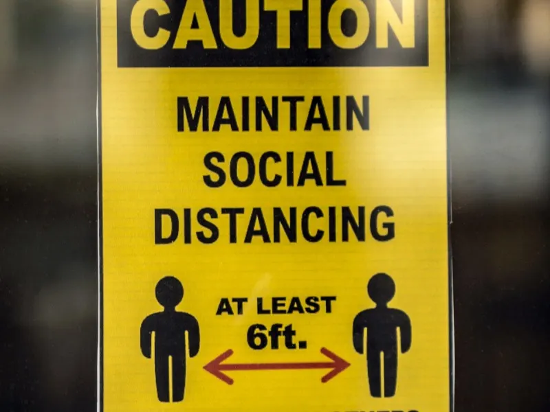 Tu tienda y restaurante favoritos reabrieron, ¿cómo saber si es seguro ir?