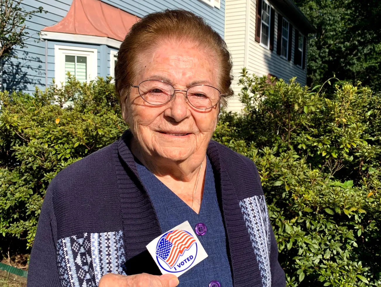 Tiene 101 años y ya votó por adelantado en Virginia