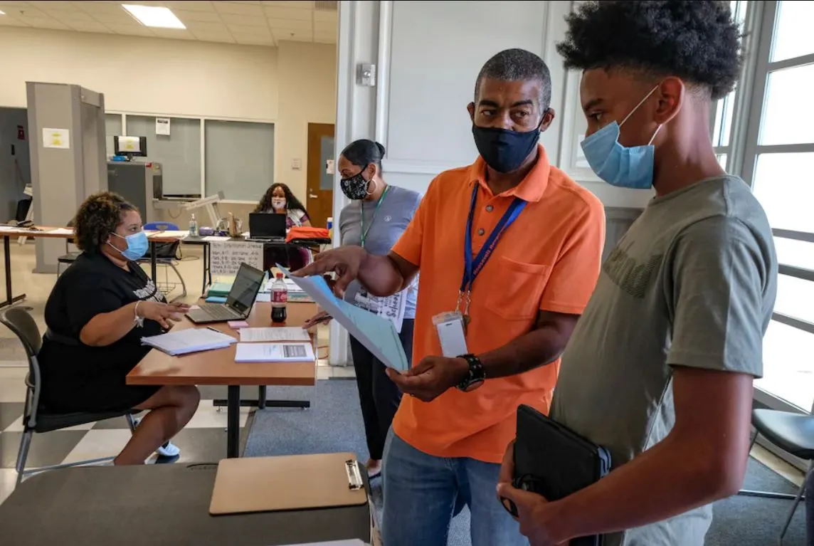 ¿Cómo le fue a Washington DC en la primera semana de clases virtuales?