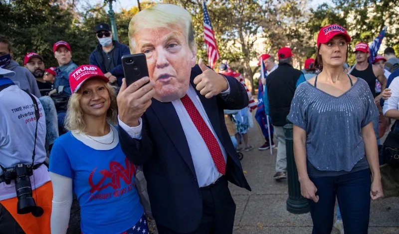 Simpatizantes de Trump marchan en DC para denunciar fraude electoral (+video)