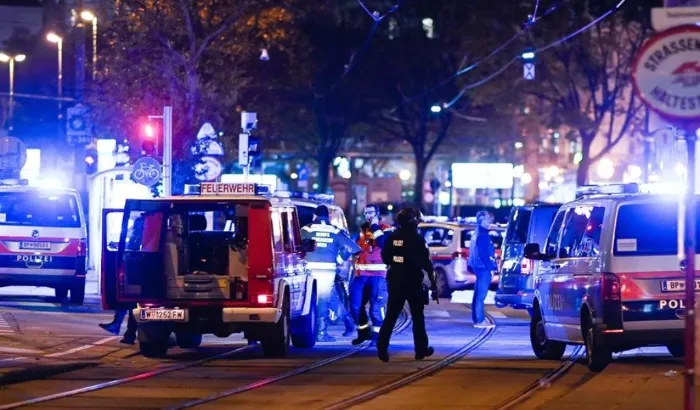 Ataque terrorista en Viena deja al menos siete muertos