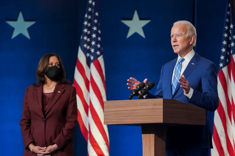 Biden asegura que Anthony Fauci mantendrá su cargo durante la nueva Administración