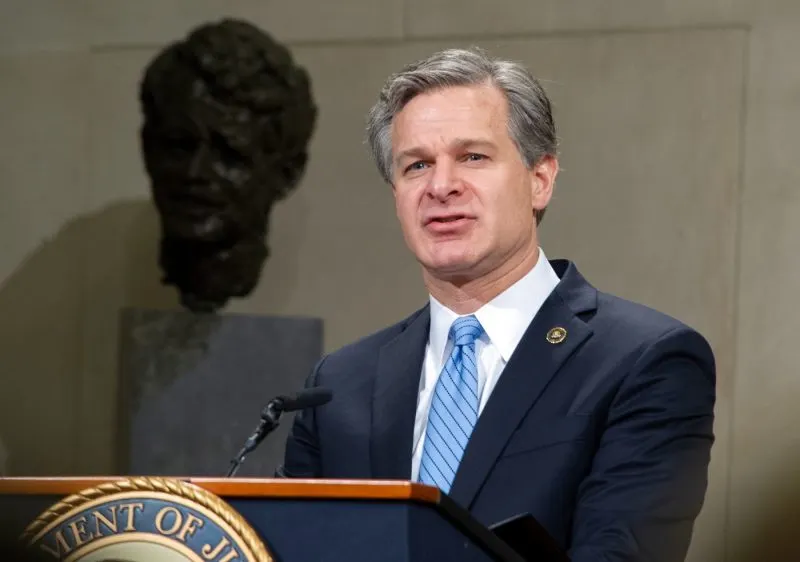Director del FBI informa de seguimiento a personas con intención de causar violencia en DC
