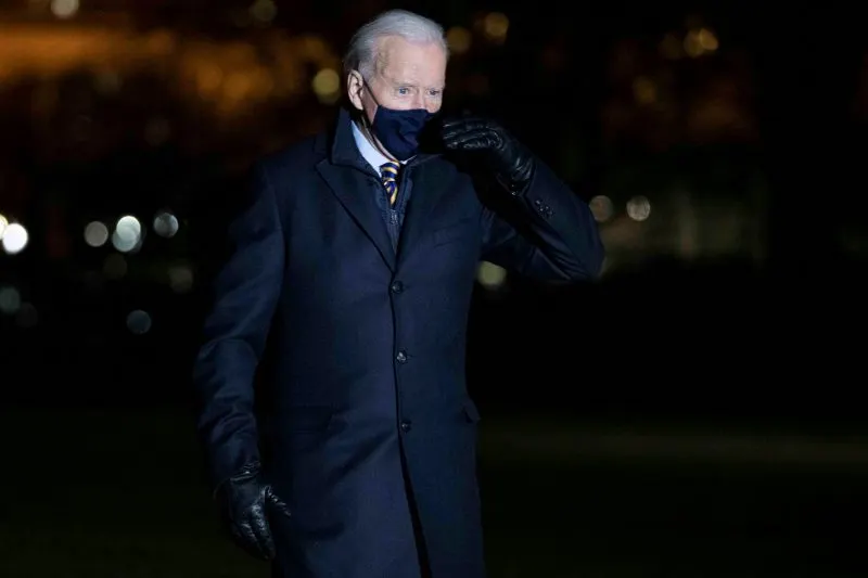 Sindicatos piden a la administración Biden cancelar la deuda estudiantil de los trabajadores del servicio público