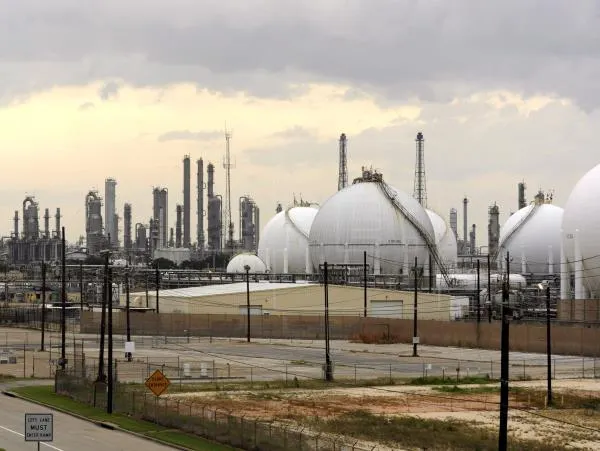 Cerraron pozos petroleros y refinerías de EEUU por la tormenta invernal