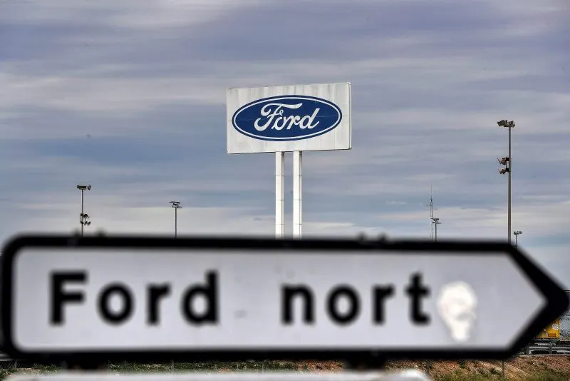 Ford ofrece a 30 mil empleados la opción de trabajar desde casa