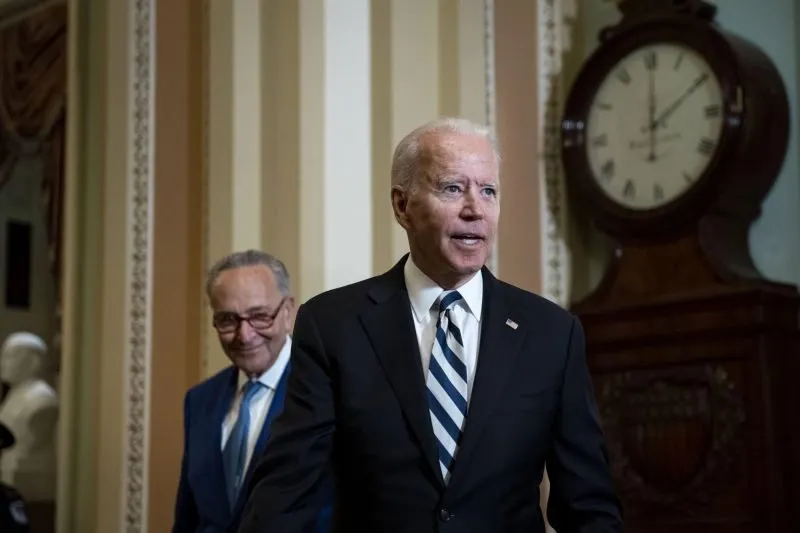 Biden dice que eliminar el filibustero “provocaría el caos en todo el Congreso”