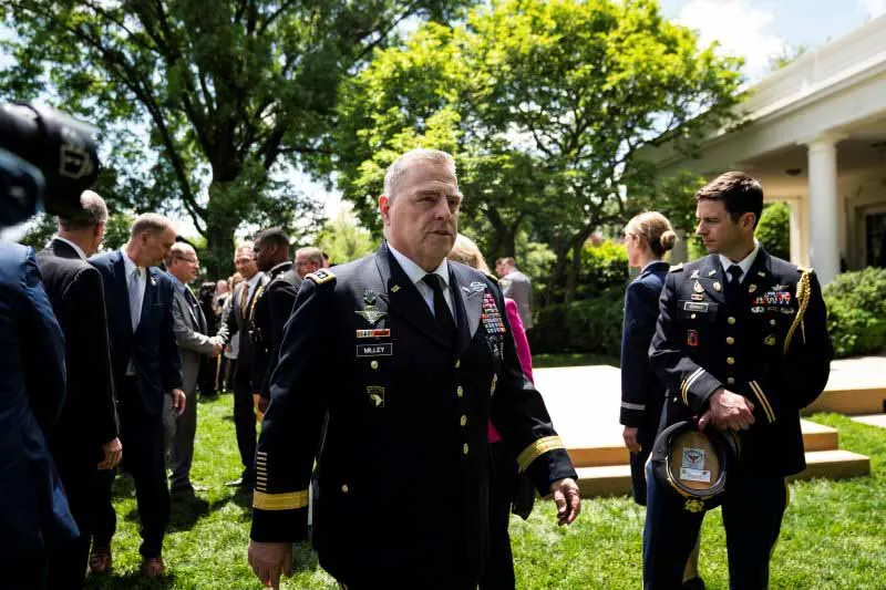 Donald Trump arremete contra alto oficial militar de EEUU: “Los golpes de estado no son lo mío”