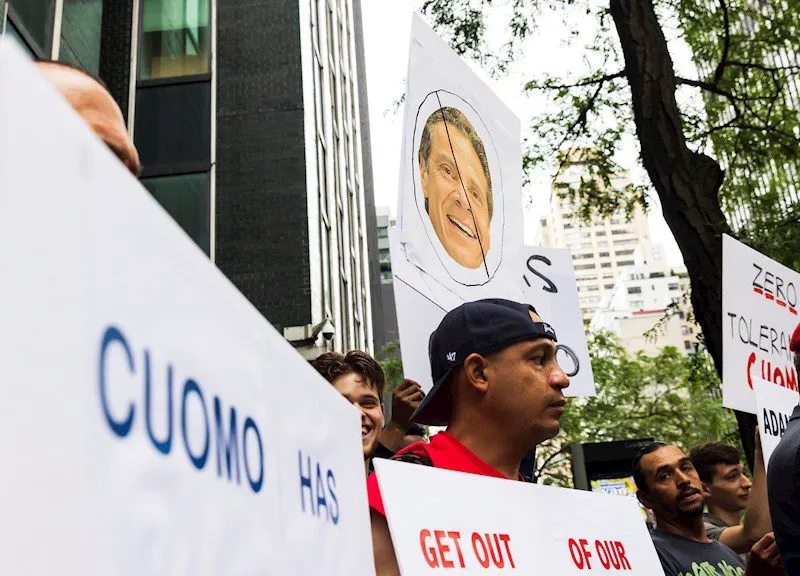 Protestas contra Cuomo