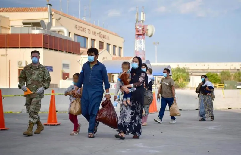 Afganistán tiene suficientes vacunas contra el COVID-19 para una semana