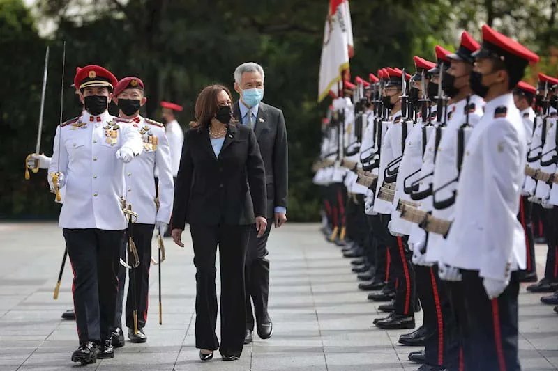 EEUU sigue siendo un ‘líder global’, dice Harris en viaje a Asia, mientras los aliados se preocupan por China
