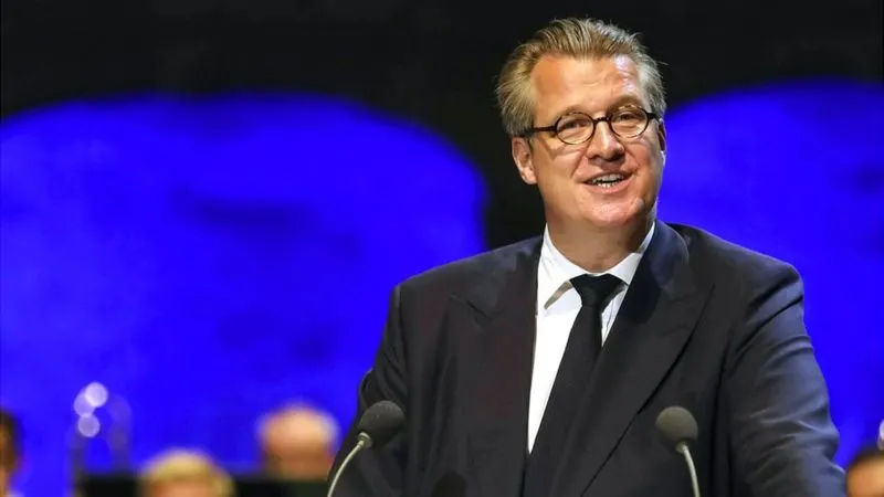 Cambio climático | "Incluso si en Occidente todos nos volviéramos veganos mañana, eso no detendría la catástrofe planetaria": Philipp Blom, autor de "Lo que está en juego"