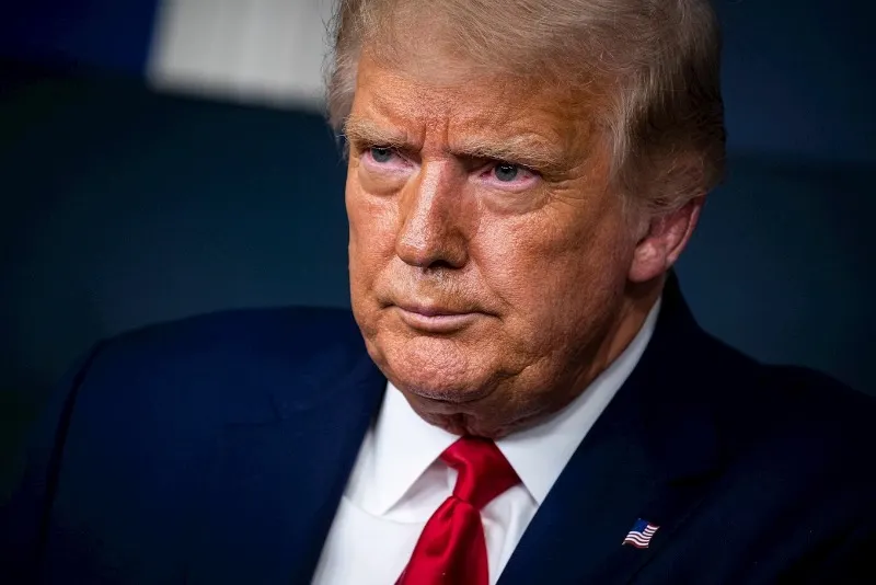 Seis colaboradores de Trump entran a la lista de citados por el Congreso