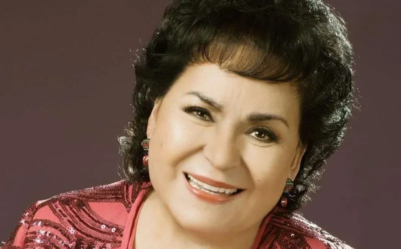 La conocida actriz mexicana, Carmen Salinas — de 82 años— fue hospitalizada el 11 de noviembre producto de un accidente cereb