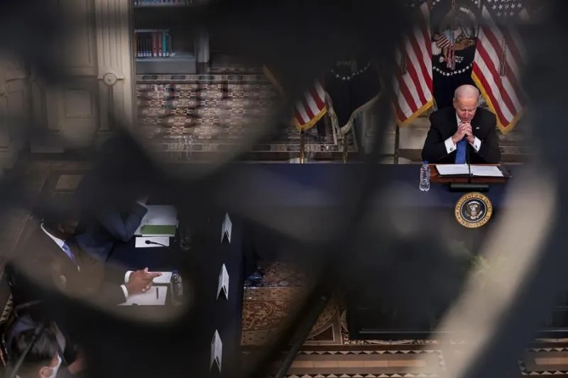 Biden: “Ómicron es motivo de preocupación, no de pánico”