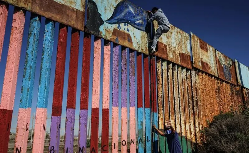 “Perturbador” campamento de migrantes en Tijuana: la cara visible de la incertidumbre sobre los asilos en EE UU