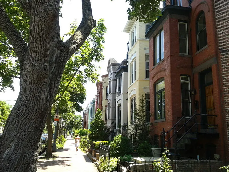 Adiós hoteles: el lobby político ahora se hace en townhouses de Capitol Hill