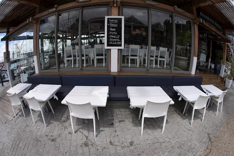 Mercado laboral de Estados Unidos tropieza en noviembre tras meses al alza