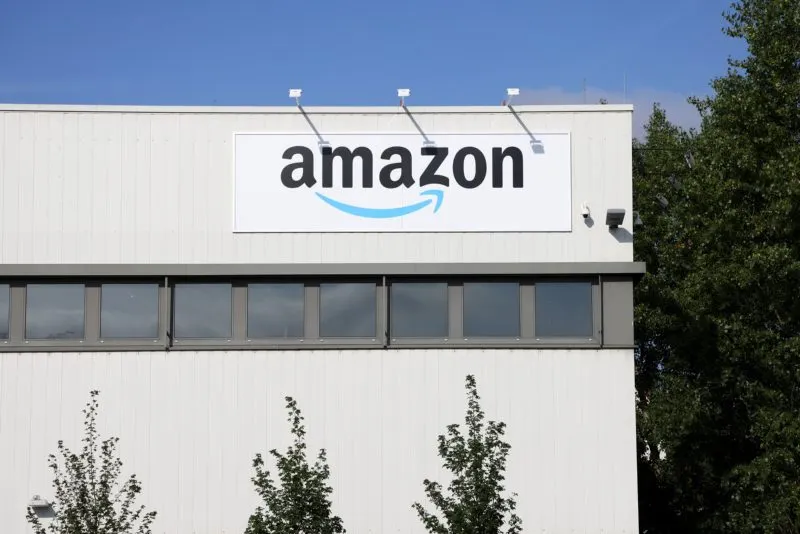 Resultados de búsqueda de Amazon están llenos de anuncios que 'engañan ilegalmente' a los consumidores, según nueva denuncia ante la FTC