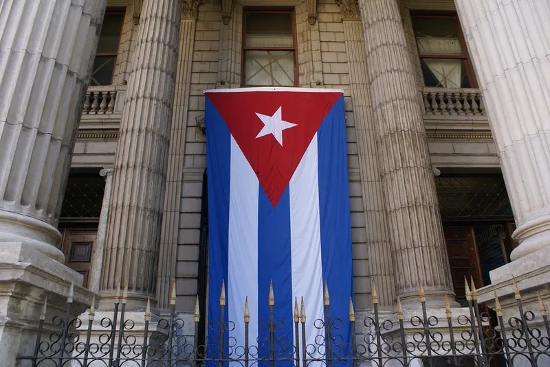 Régimen de Cuba mantiene apresados 698 disidentes y sus familias piden amnistía