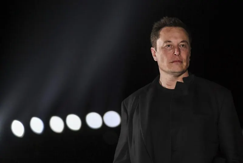 SpaceX es la compañía con más cantidad de casos de COVID-19 en el condado de Los Ángeles. Elon Musk ha insistido en trabajar