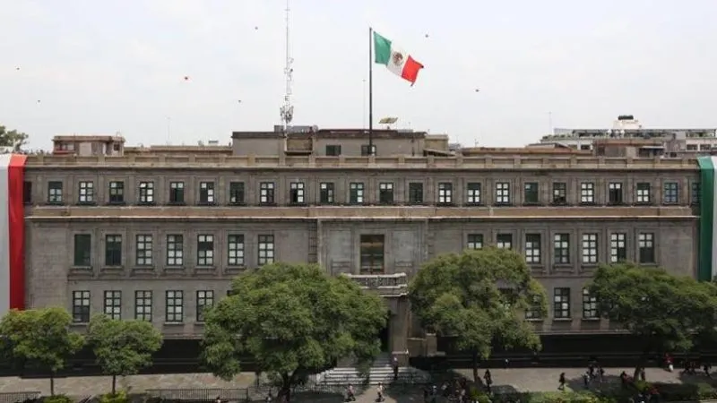 Suprema Corte de México suspende "decretazo" de AMLO por poco transparente