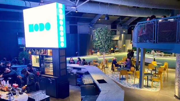 Cómo la economía socialista de Venezuela acabó convertida en un "capitalismo de bodega"